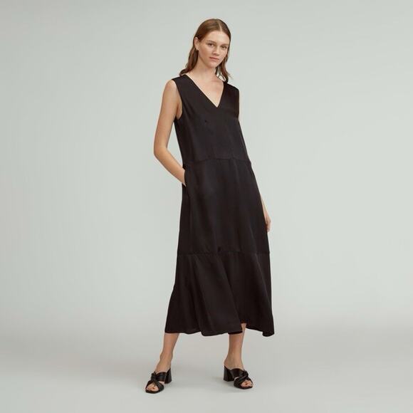 Everlane Dress Medium The Satin V Neck Maxi Minimalist Quiet Luxury Old Money - Picture 2 of 10